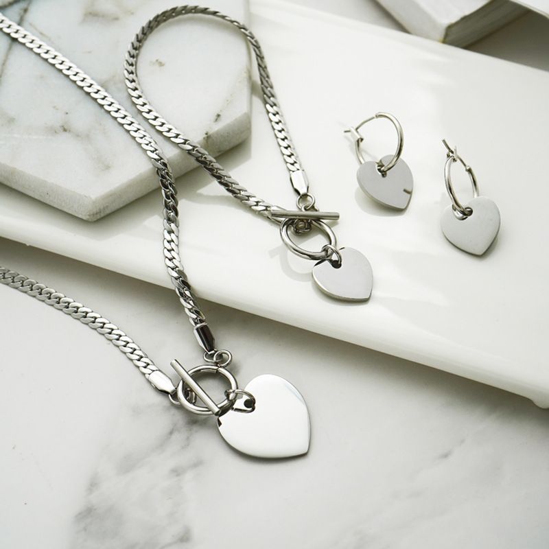 Set di tre pezzi in vero oro a forma di cuore, splendido bracciale con catena a forma di osso di serpente, collana e orecchini_voghion.com