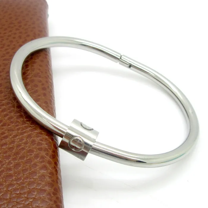 Buckle Style Celebrity Style Love Couple Bracelet Twist Screw Pattern Female Bracelet_voghion.com