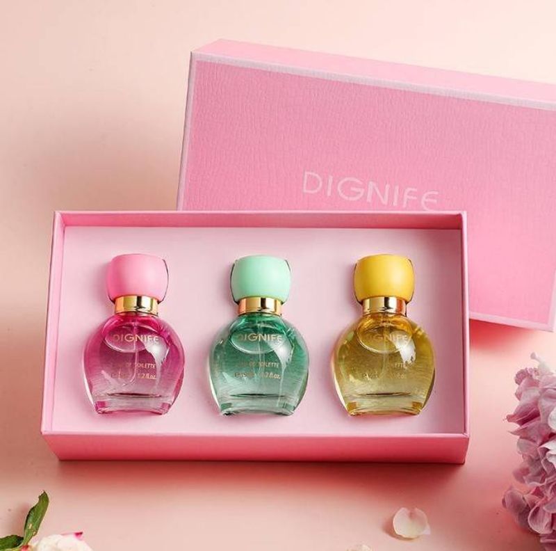 Niche Damesparfum Cadeauset Gratis Water Black Opium Reverse Parijse parfum 3-delige set Blijvende geur_voghion.com