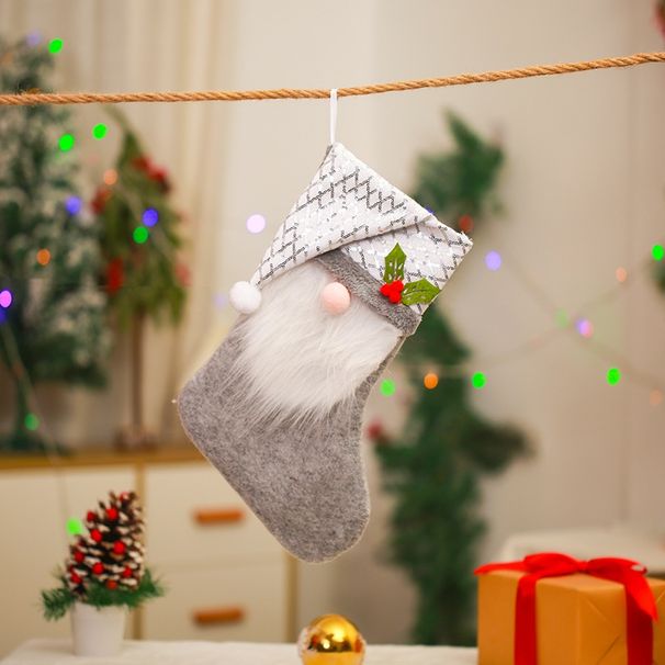 001 Qiaoding New Decorations Sequin Hat Christmas Candy Stocking Children's Gift Bag_voghion.com