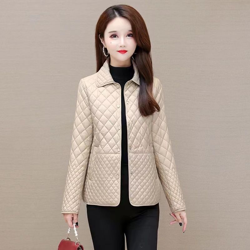 Chaquetas de mujer 2023 Nueva moda Otoño Invierno Madre de mediana edad Abrigos finos acolchados de algodón Parkas femeninas Prendas de abrigo básicas_voghion.com