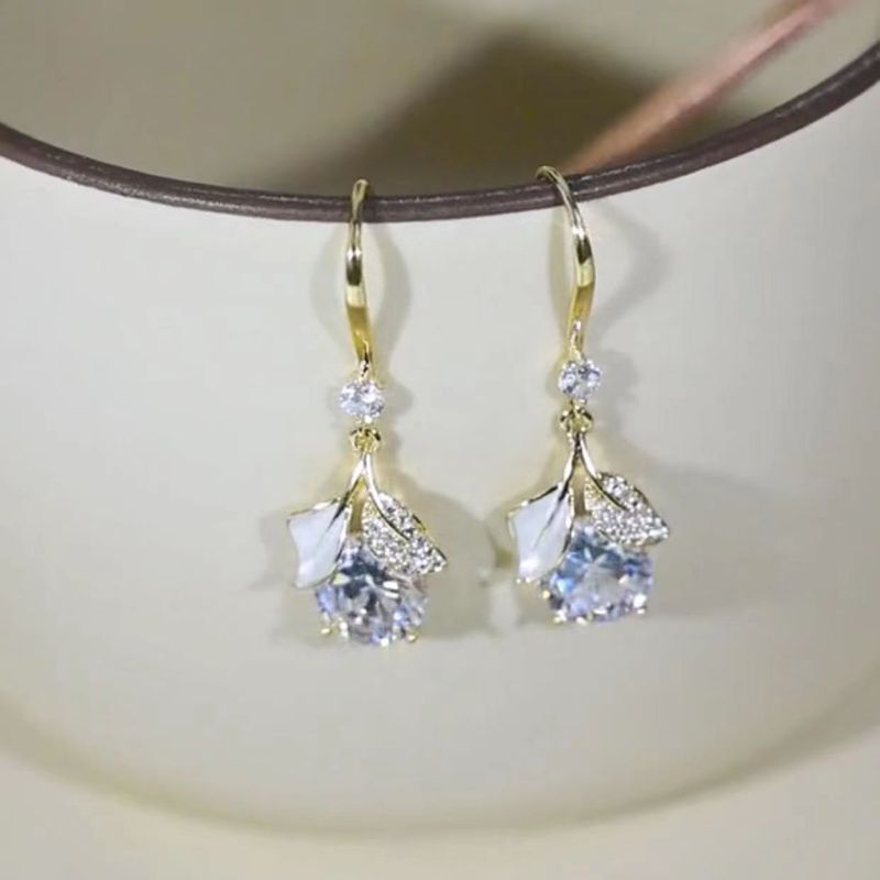 Women's earrings drop earrings for women, short style, fresh design, Internet celebrity versatile earrings, high-end, temperament and trendy earrings_voghion.com