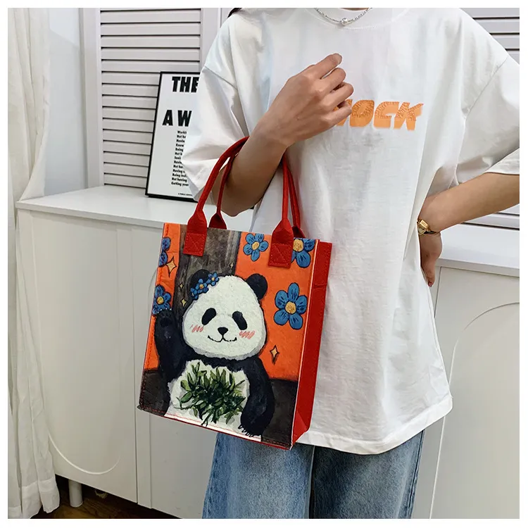 Sac à main de grande capacité pour femmes, fourre-tout de Shopping avec motif de dessin animé, fourre-tout en feutre épais, nouvelle collection 2024_voghion.com