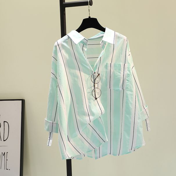 Maglietta con tasca singola a righe verticali in cotone e protezione solare_voghion.com