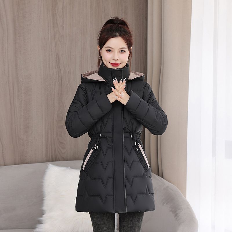 Langer Puffermantel für Damen im Winter – Slim Fit Kapuzenjacke in Schwarz/Rot/Khaki/Braun (L-3XL) | Warme und stylische Oberbekleidung​_voghion.com