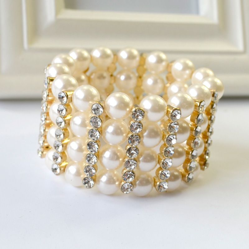 Bracciale elastico di perle con diamanti intarsiati a più file, alla moda e di grande vendita, piccoli articoli_voghion.com