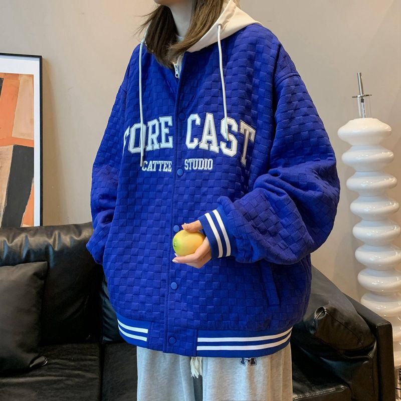 Abbigliamento da uomo Cappotto coppia un uomo e una donna Klein blu finte due uniformi da baseball Giacca ricamata grassa plus size_voghion.com