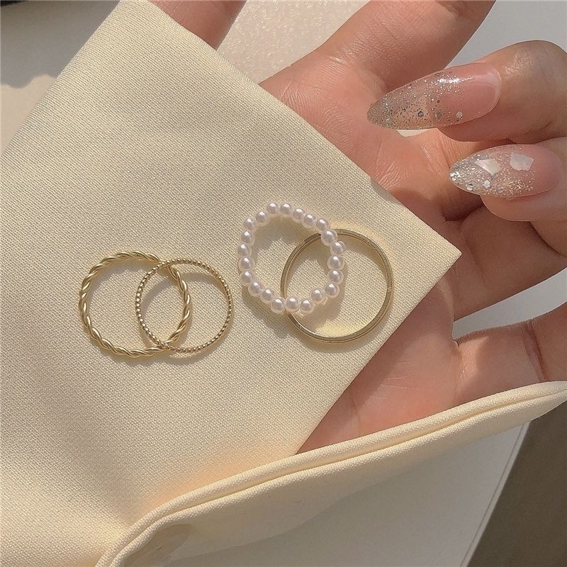 Nuovo set di perline semplici e colorate del 2022 per donna, design di nicchia in stile Ins, anello semplice per l'indice_voghion.com