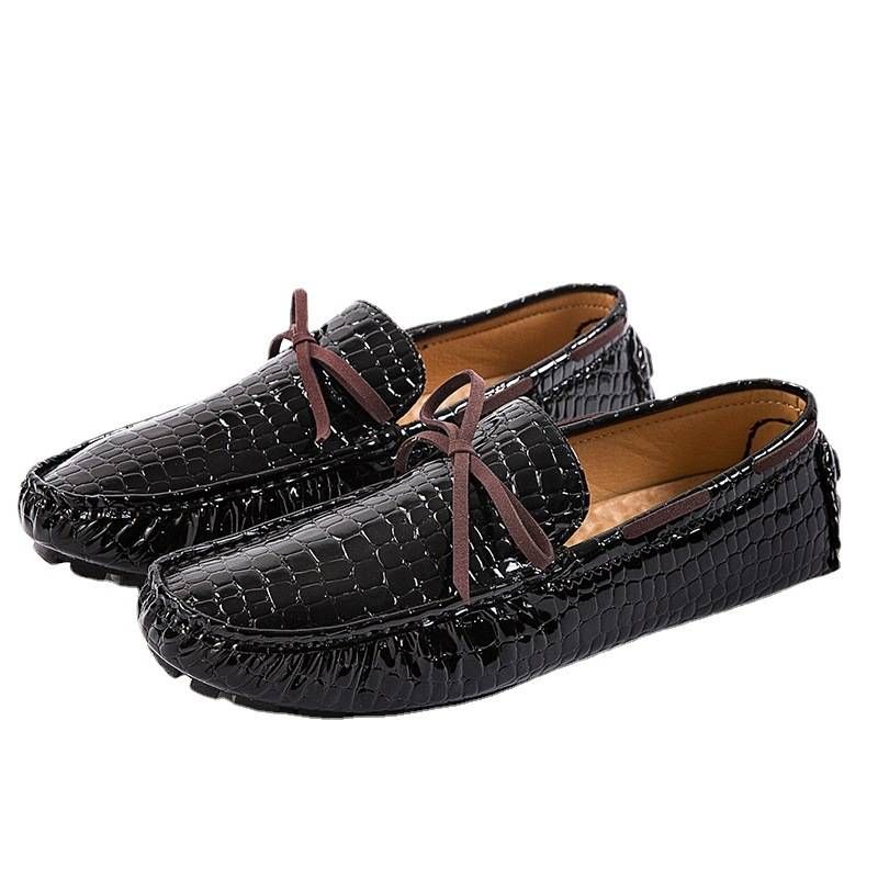 2024 Summer Large Crocodile Leather Men's Lightweight Bean Shoes Trendy Pair with European and American Style Casual Leather Shoes_voghion.com