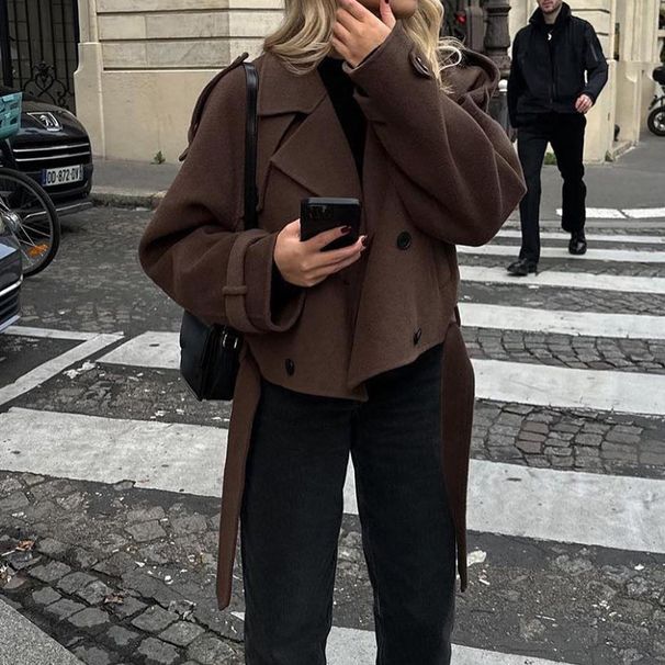 Abrigo largo de mezcla de lana para mujer: abrigo de invierno clásico estilo gabardina con solapa de muesca y diseño cruzado._voghion.com