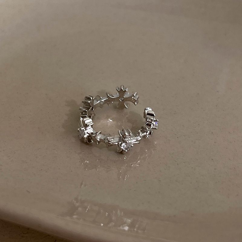 Anello a croce in argento con zirconi per donna, design di nicchia, stile retrò e freddo, anello per indice, anello aperto alla moda e personalizzato_voghion.com