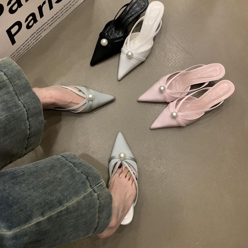 Französische Halbschuhe mit spitzer Spitze für Damen im Frühjahr 2025, mit einem neuen Außenstil mit feinen Perlenabsätzen und weichen_voghion.com