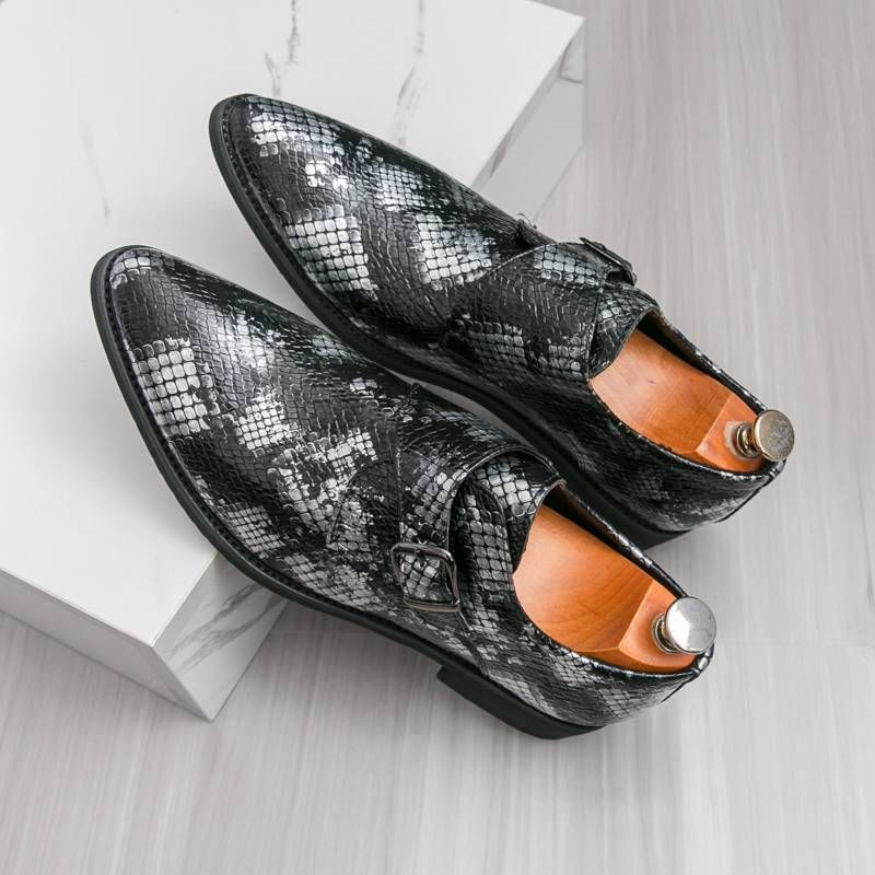 Safety And Style Combined In Our Lightweight Leather Shoes_voghion.com