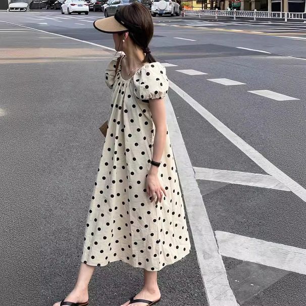 2025 Neues gepunktetes Kleid zur Altersreduzierung für Damen, vielseitiges französisches Design, süßer, lässiger langer A-Linien-Rock_voghion.com