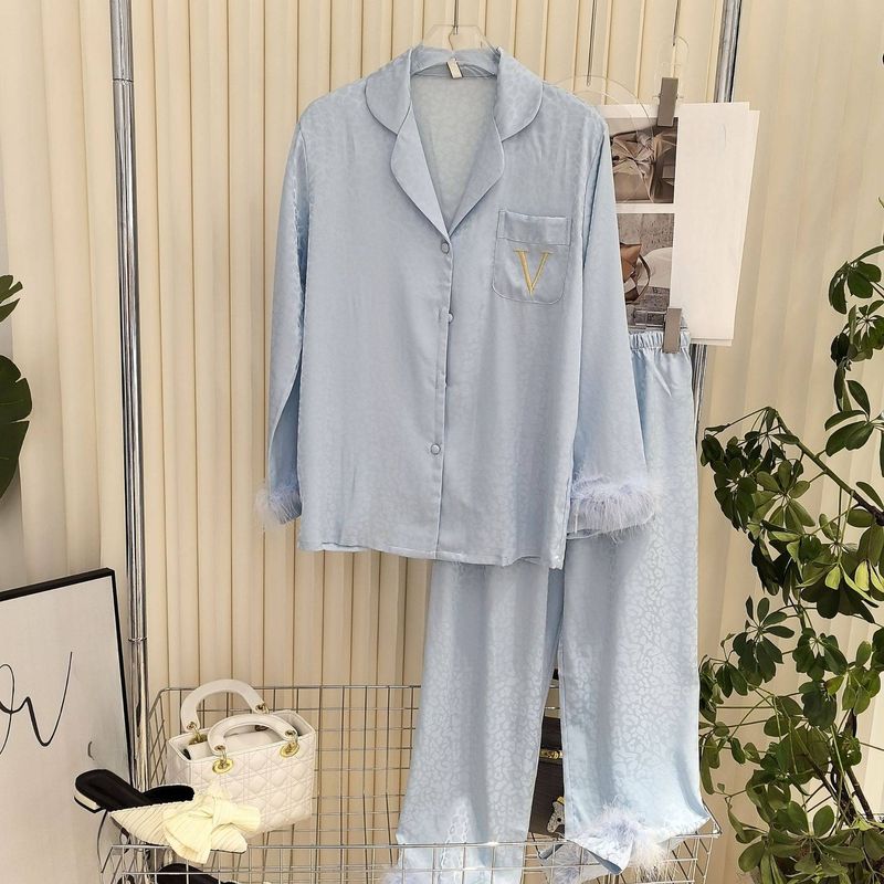 Women’s Lightweight Satin Pajama Set – Floral & Feather Print Long-Sleeve Sleepwear (M-XXL) – Breathable & Stylish For Home & Lounge​_voghion.com