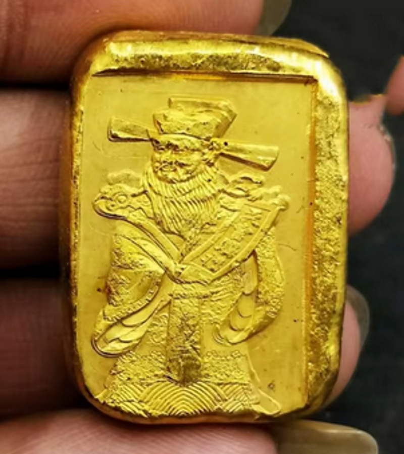 O Deus do tesouro da Dinastia Qing abençoou os antigos lingotes e pepitas de ouro. Os presentes de Natal são gratuitos._voghion.com