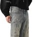 Herren-High-Street-Jeans im Used-Look mit seitlichem Reißverschluss | Offener Saum | Streetwear im Loose Fit | Urban Vibe Styling_voghion.com