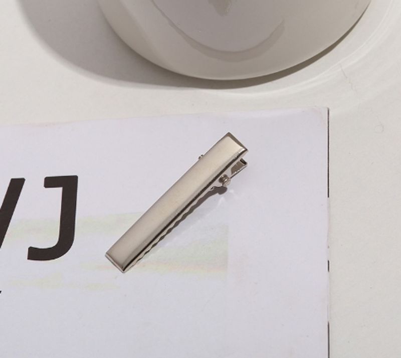 1 Piece Metal Solid Color Hair Accessories Card Basic_voghion.com