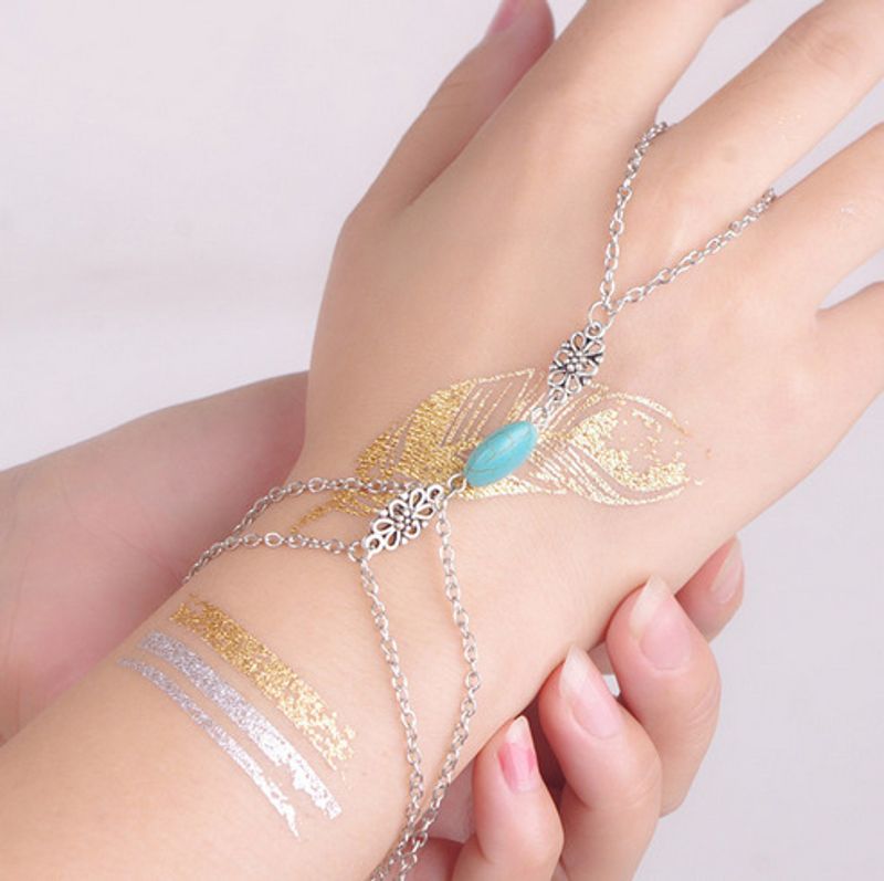 Bracciale multistrato turchese intagliato cavo per donna, realizzato in legno lavorato a contratto_voghion.com