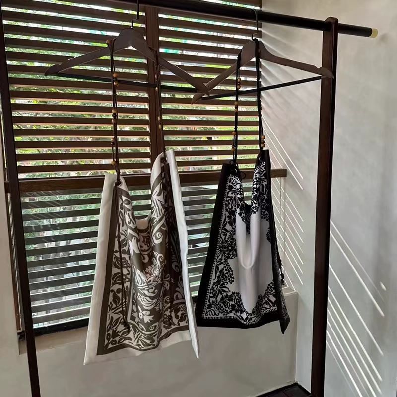 Trendy 2025 Spring Summer New Lazy Art Print French Vacation Shoulder Bohemian Style Women's Bag Trend_voghion.com