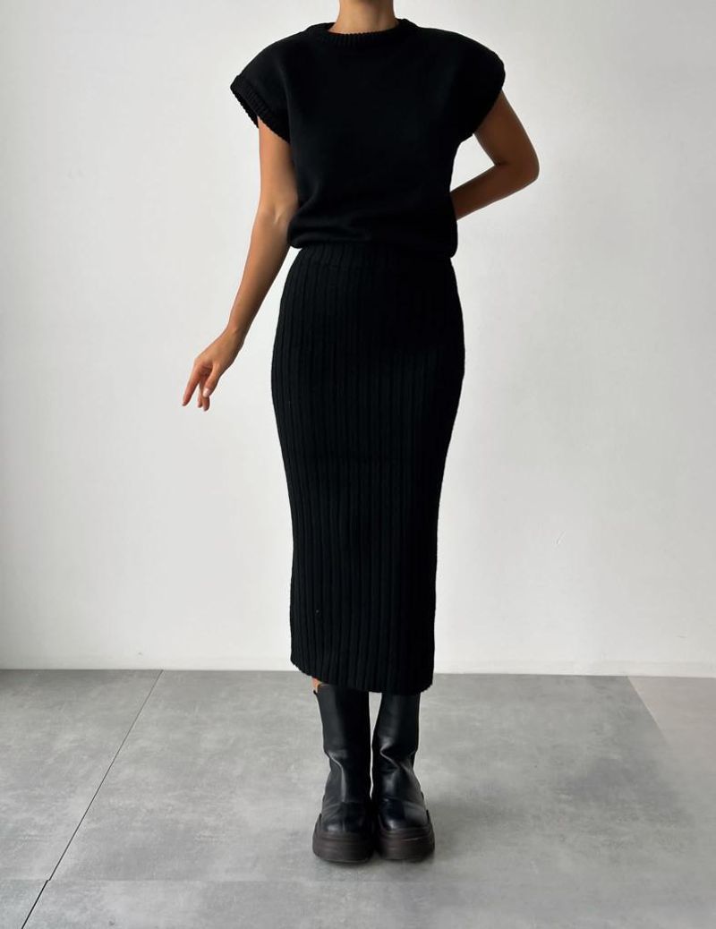 Ensemble pull sans manches pour femme - Ensemble deux pièces en tricot extensible avec jupe fluide, confortable et élégant pour une tenue décontractée (XS-2XL)_voghion.com