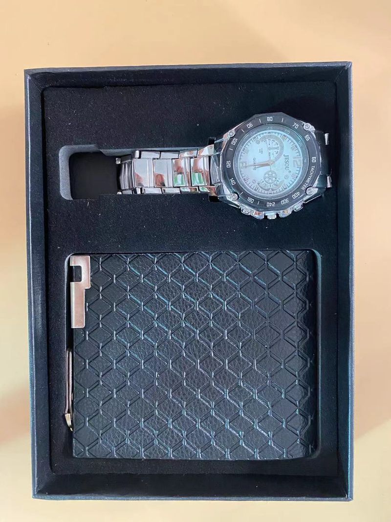 Men's Gift Set All Match Three Eye Quartz Watch Set Business Multi Layer Wallet With Various Styles_voghion.com