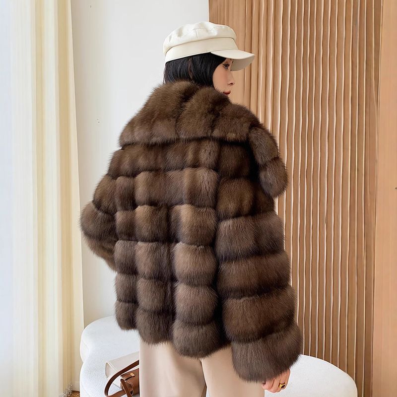 Abbigliamento da donna Cappotto di pelliccia sintetica di lusso, giacca invernale da donna in stile russo con colletto tipo zibellino, elegante abbigliamento da ufficio_voghion.com