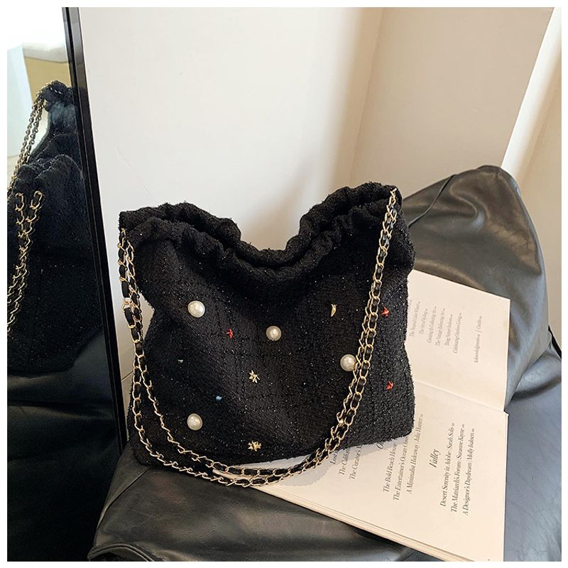 Borsa a tracolla da donna versatile con tracolla a catena e strass, versione coreana, modello Niche Design Bucket 2023_voghion.com