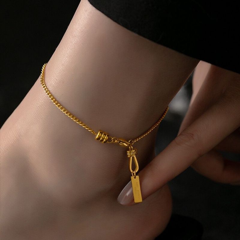 Trendiger Markenanhänger für Damen, Nischen-Leichtluxus, hochwertiges, vielseitiges, neues, modisches High-End-Fußkettchen_voghion.com