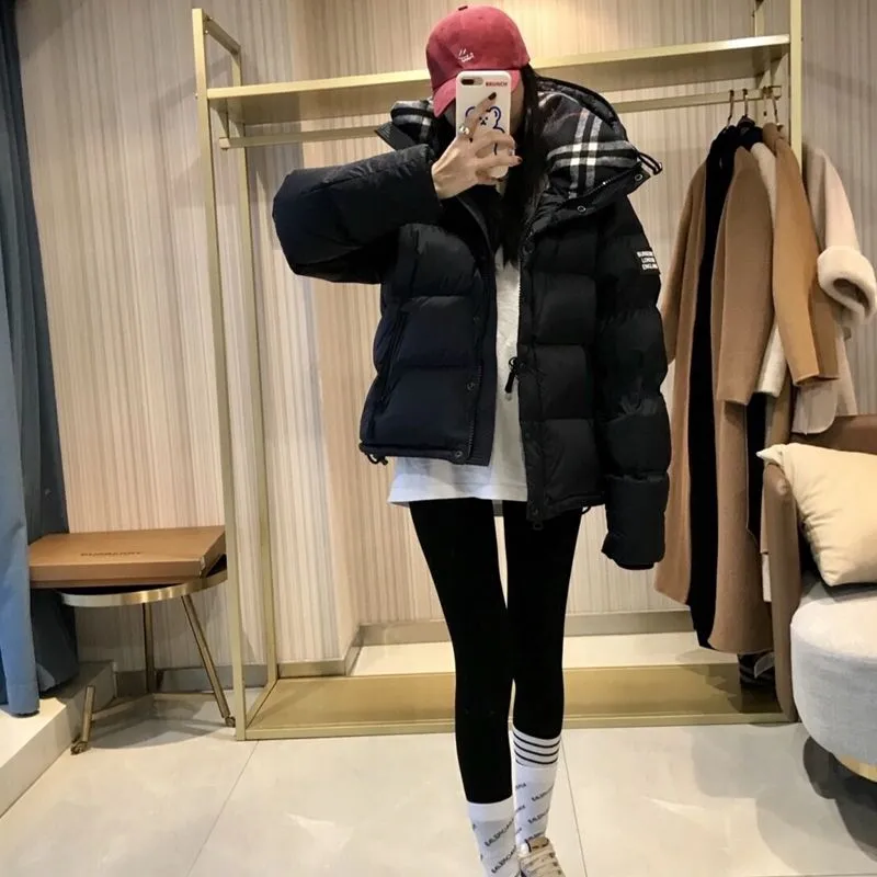 24 nouvelles vestes épaisses et chaudes pour femmes, sweat à capuche pour couple de mode de rue, veste en duvet North Side, top marque de course de formule F1_voghion.com