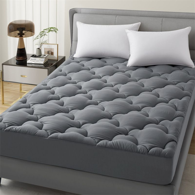 450gsm Cloud-Quilted Polyester Mattress Protector – Hypoallergenic & Ultra-Plush Bed Cover (Twin/Full/Queen/King, White/Gray, OEKO-TEX Certified)_voghion.com