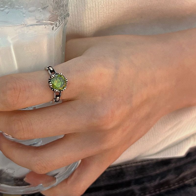 2024 New Luxury High-End Mustard Green Open For Women Niche Fashion Trendy Ring_voghion.com