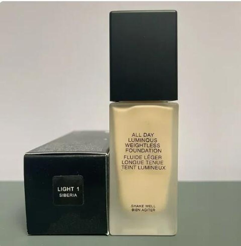 Brand All Day Luminous Weightless Foundation Fluide Leger Longue Tenue Teint Lumineux 30ML_voghion.com