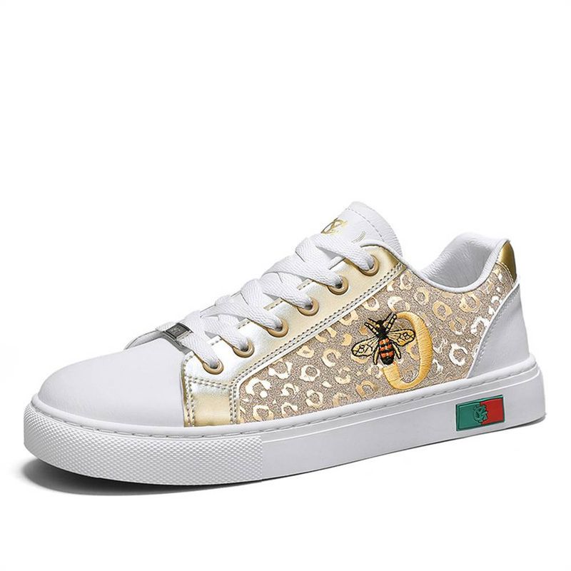 2025 European Station Little Bee Slippers National Trend Sports Subculture Men's Foreign Trade Student Outdoor Show Workwear Trendy Men Running Shoes_voghion.com