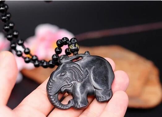 Collier en jade avec pendentif en forme d'éléphant,amulette porte-bonheur à la mode, cadeaux pour hommes et femmes_voghion.com