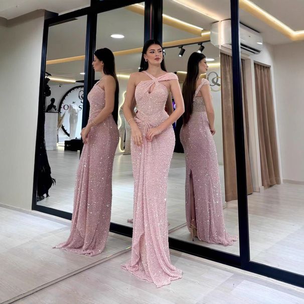 Robe sirène élégante à sequins et épaules dénudées pour femme – Robe de soirée moulante extensible avec décolleté perlé pour fêtes, rendez-vous et occasions spéciales_voghion.com