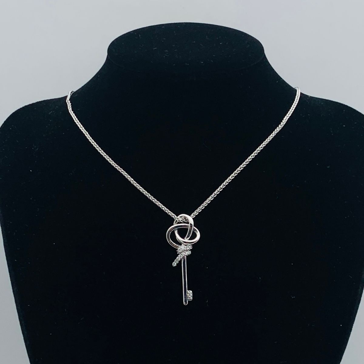 Nuova collana da donna in stile catena 2025 - Versione stazione europea - Alta qualità - Versatile ed elegante_voghion.com