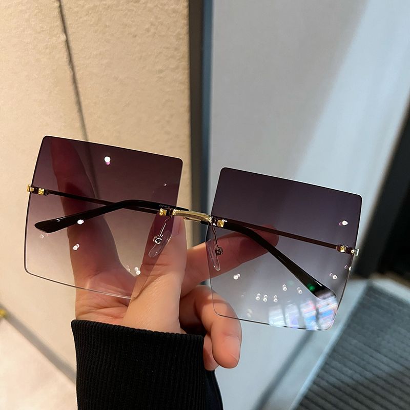 LazyZoom INS Fashion Vintage With Large Rims Stylish New Trendy Men And Women Big Face Frameless UV Protection Sunglasses_voghion.com