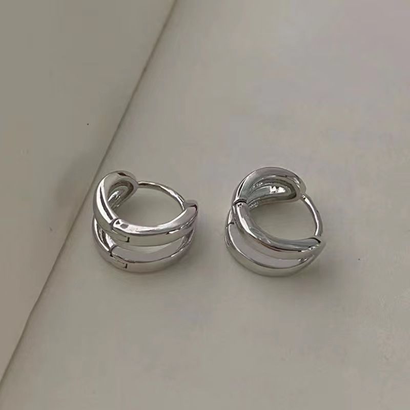 New Niche Design High-End Double-Layer Circle Elegant Light Luxury Minimalist Style Personality Women's Hoop Earrings_voghion.com