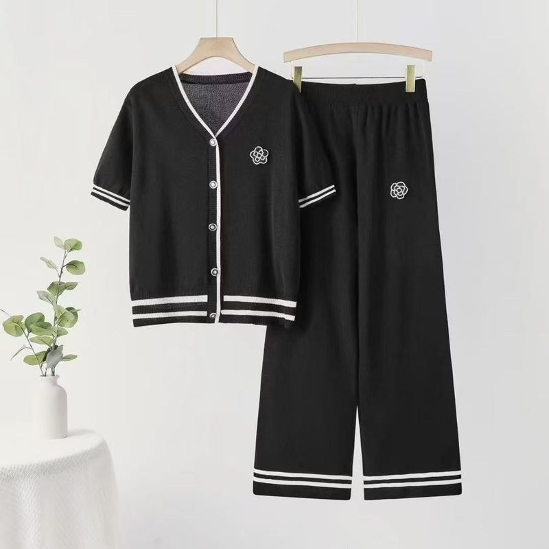 Ropa de mujer, informal, de punto, de verano, fina, de manga corta, con botones, cárdigan, pantalones de pierna ancha, traje versátil de moda, traje de dos piezas_voghion.com