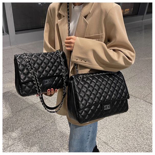 P7Diamond Bag 2023 Fragrance Style New Large Capacity Tote Bag Niche Versatile Chain Bag Internet Celebrity Popular Airport Bag_voghion.com