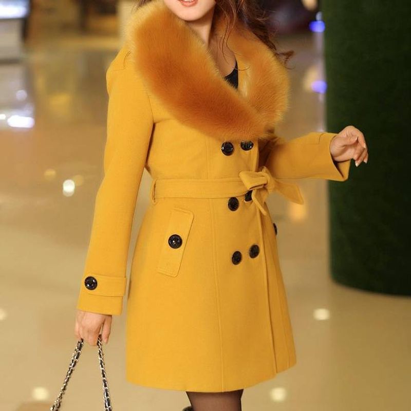 Abbigliamento donna cappotto doppiopetto di media lunghezza in lana collo in pelliccia un pezzo spedizione diretta_voghion.com