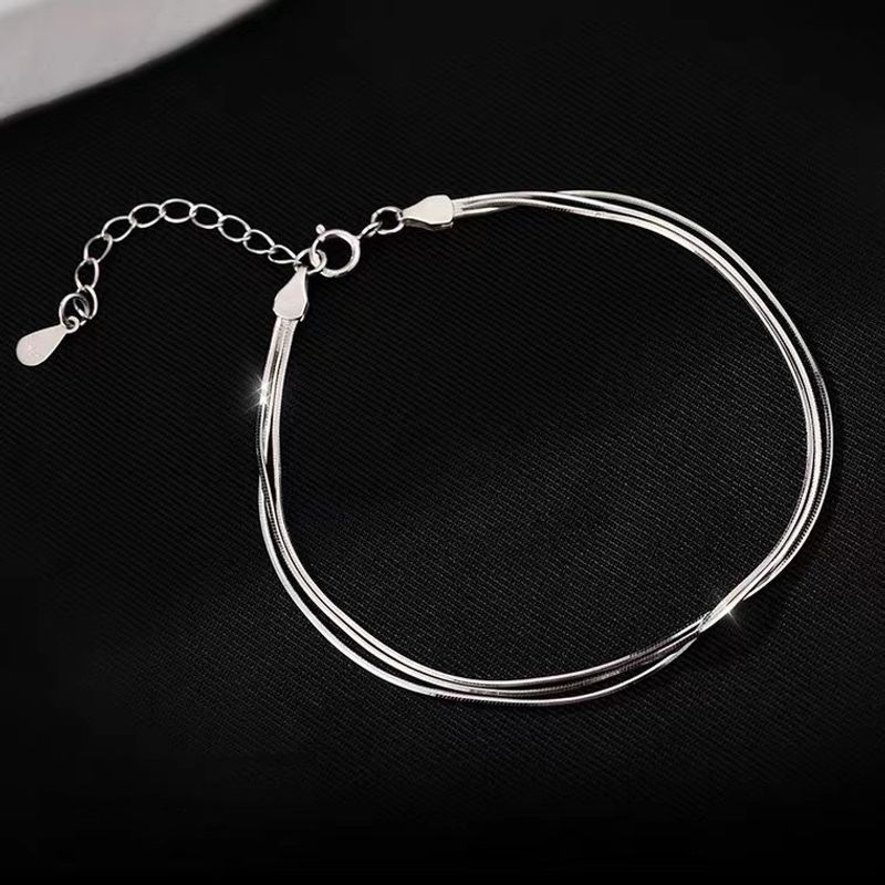 Bracciale a tre fili con catena a serpente e osso per donna, stile minimalista di alta qualità, gioielli di moda dal design unico_voghion.com