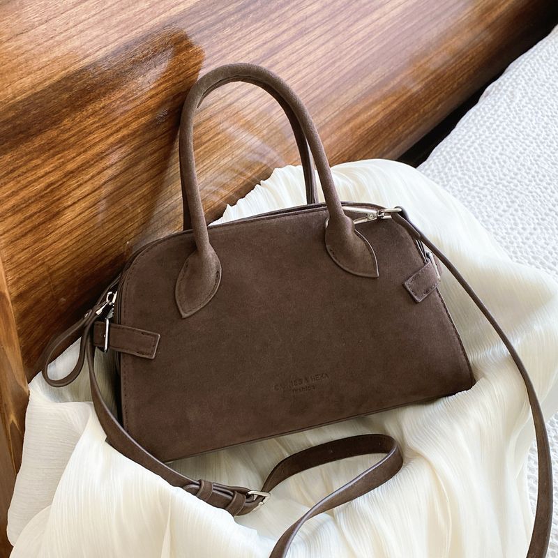 Matte light luxury handbag 2024 new large capacity row simple high-end single shoulder crossbody bag_voghion.com