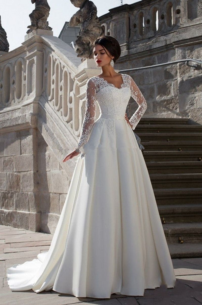Vestido de novia de manga larga con encaje para mujer, sencillo, ajustado, de satén con encaje, para banquete de boda_voghion.com