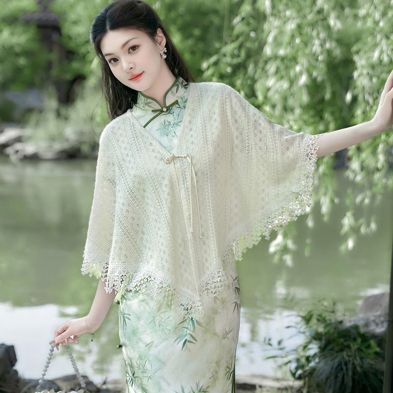 2025 Nowy szydełkowany cienki, pusty, artystyczny, leniwy kardigan dzianinowy do łączenia z cheongsam, vintage szal peleryna_voghion.com