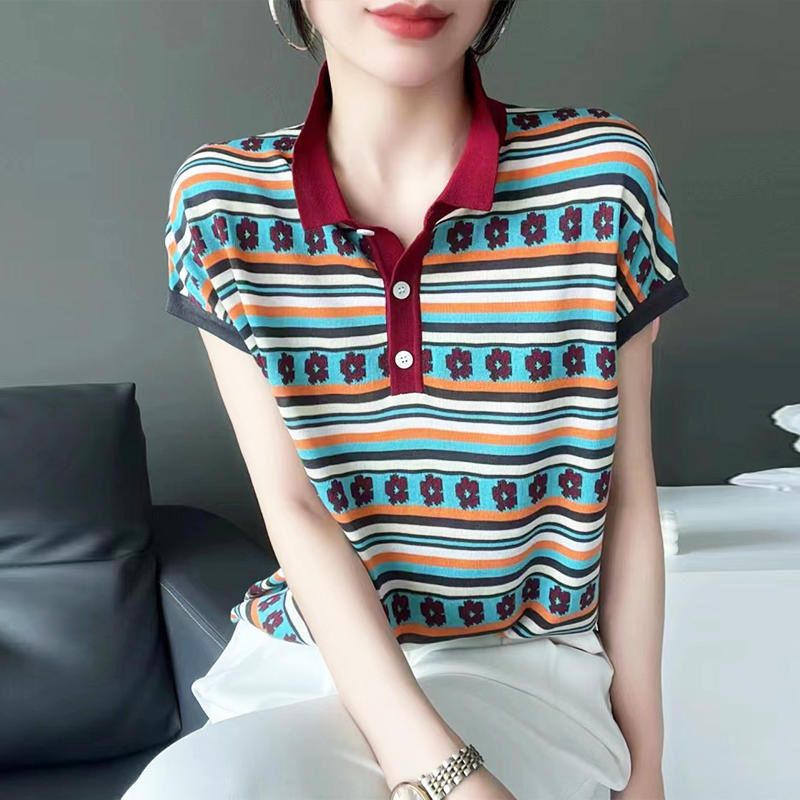 Chemise tricotée Tencel à manches courtes et col brodé de fleurs à rayures colorées de style américain pour femmes, nouvelle collection été 2024_voghion.com