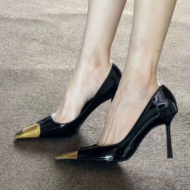 Yang Shulin Style Metal Square Sexy Stiletto Feminino Preto Verniz Couro Verniz Versátil Salto Alto Bico de Ferro_voghion.com