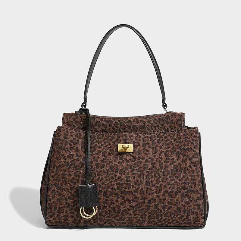 2025 Spring And Summer New Leopard Large Capacity Handheld Shoulder Crossbody Bag Fashionable Versatile Leisure Daily Simple Commuting Personalized_voghion.com