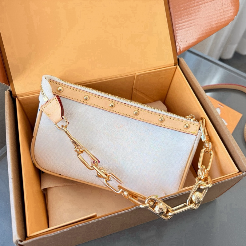 New High-quality Fashion Colorful Lettering Chain Handbag Travel Shopping Wild Women's Messenger Bag_voghion.com